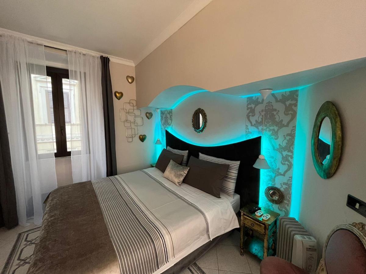 Pensión Spanish Steps Bedroom